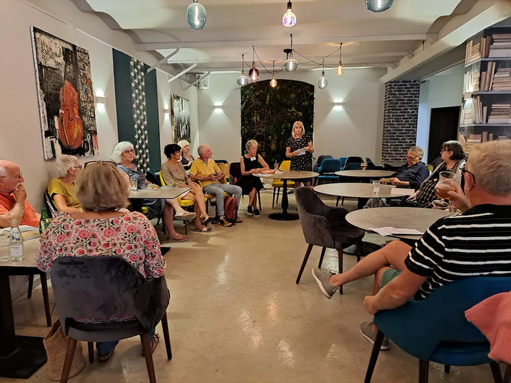 Photo assemblée Les mots des livres