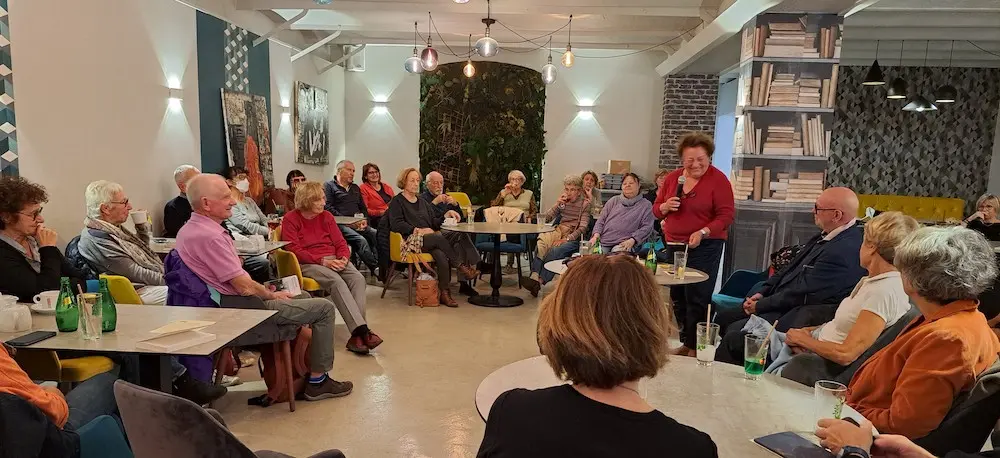 Photo assemblée 2 Les mots des livres