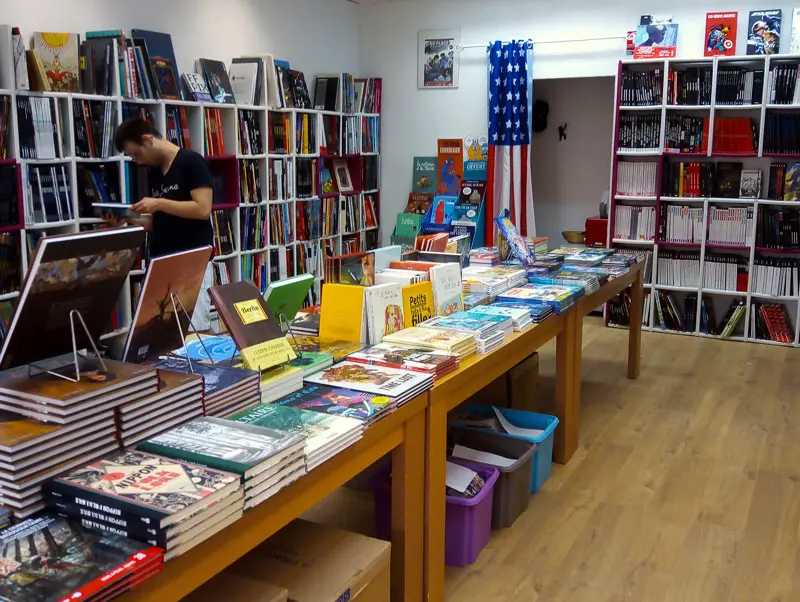 Intérieur librairie