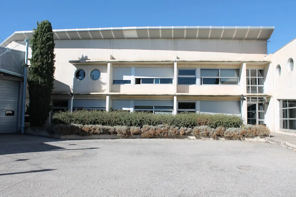 Photo de l'extérieur SLL