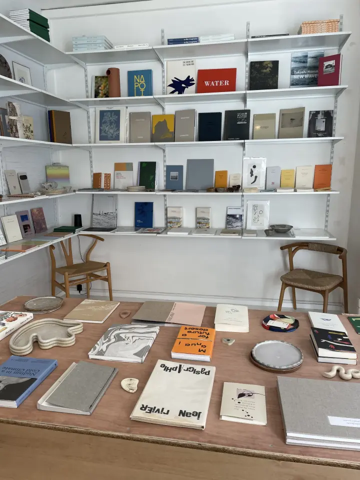 Boutique Pièce à part à Marseille. Arts et livres.