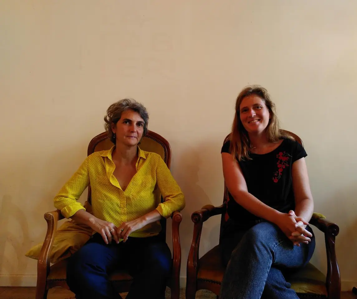 Delphine Bournay et Coline Charbonnier.